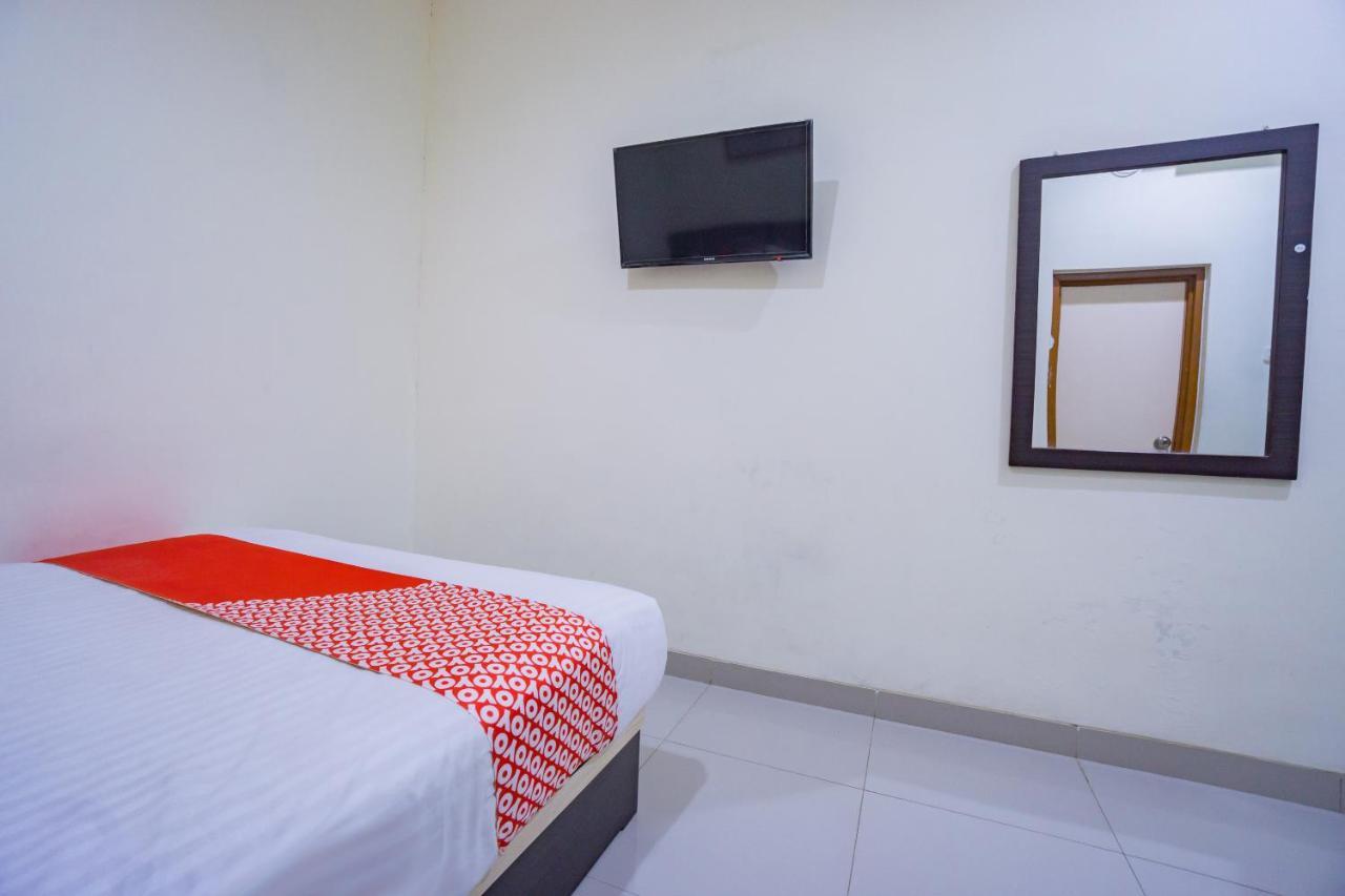 OYO 2357 Syariah Grand Raudhah Hotel Jakarta Bagian luar foto