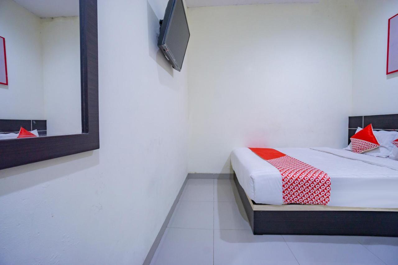 OYO 2357 Syariah Grand Raudhah Hotel Jakarta Bagian luar foto